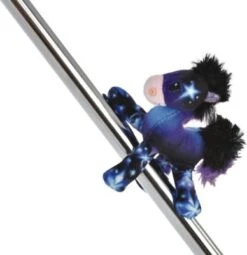 Titelseite 38 MagNICI GREEN Plüschmagnet Magnettier Pony Starflower 12cm (48751)