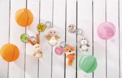 Nici 47529 Schlüsselanhänger Graue Katze Plüsch 7cm Ich Bring Dir Glück -Nici Verkäufe 2026 47540 03 47528 47532 47530 Milieu vorl 2048x1306 14