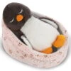 Nici 48356 Pinguin Noshy Schlafend Im Körbchen 12cm Plüsch Winter Friends GREEN -Nici Verkäufe 2026 48356 01 HA Frei 2048x1844